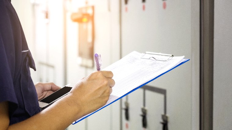img-hvac-maintenance Enjoy a quality HVAC maintenance plan that looks after every detail of your heating and cooling all year.